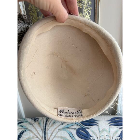 Vintage Feather Hat Modernette Stix, Baer, & Fuller - Picture 8 of 8